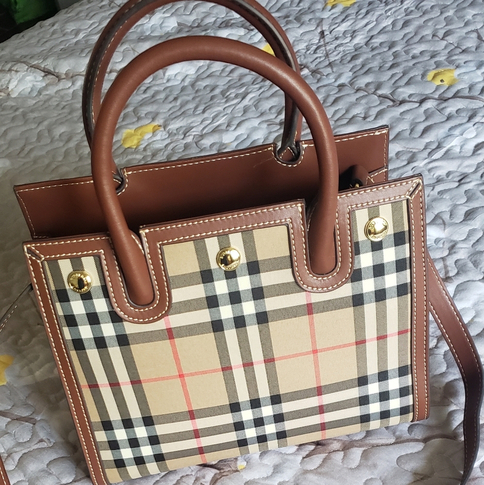 Burberry Vintage Check Mini Tote & Crossbody **AUTHENTIC*"